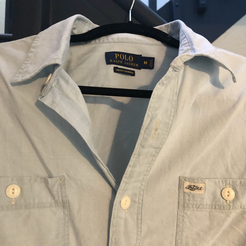 Ralph Lauren Men’s indigo chambray denim shirt. Sz M